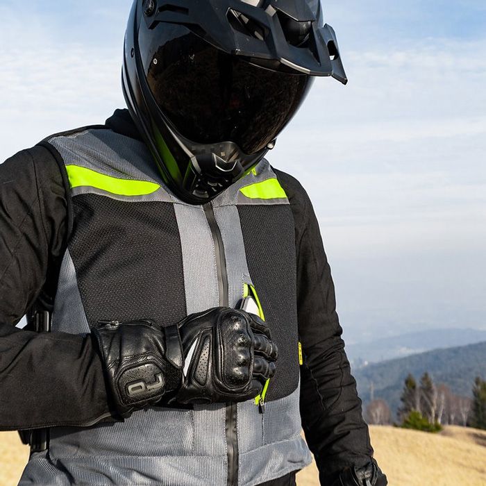 Pueden Algunas Motocicletas Llevar Sistemas De Estabilidad O Airbag